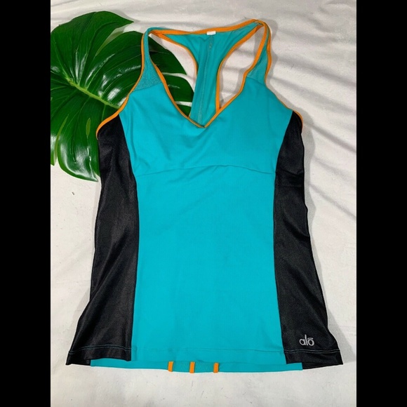 EUC Alo Yoga Padded V-neck Racerback Sports‎ Top - Picture 1 of 8